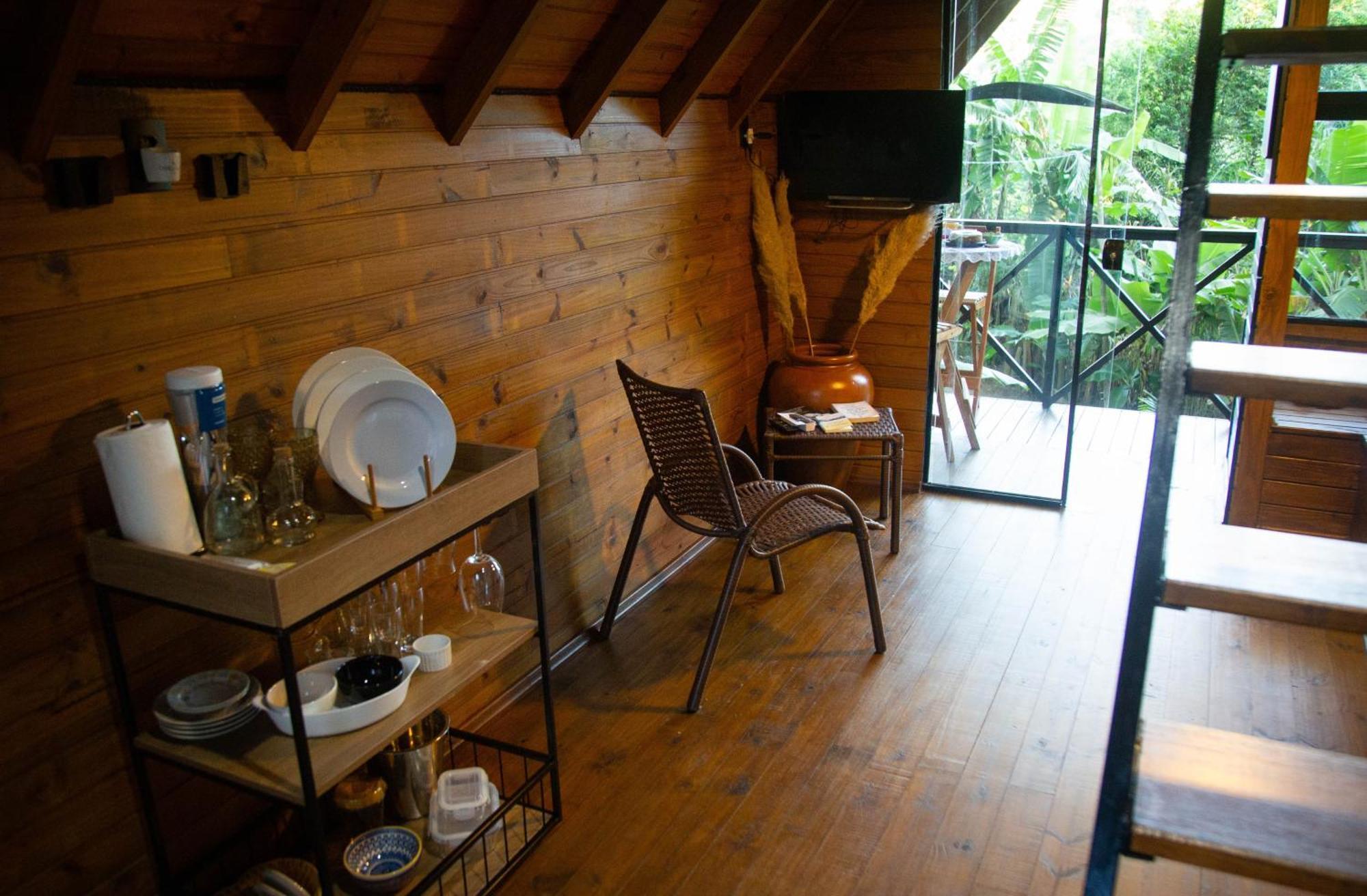 Com Cachoeira Privativa Chalet
